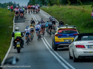 Przewodnik poruszania się w kolumnie wyścigu